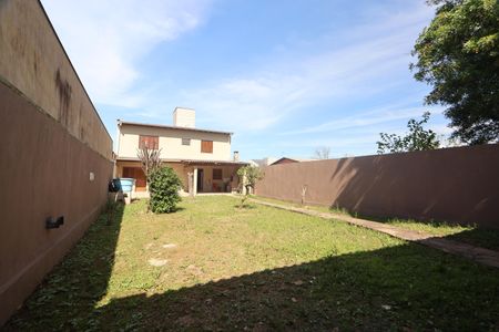 Casa à venda com 260m², 4 quartos e 5 vagasQuintal