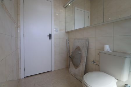 Casa à venda com 260m², 4 quartos e 5 vagasBanheiro 2