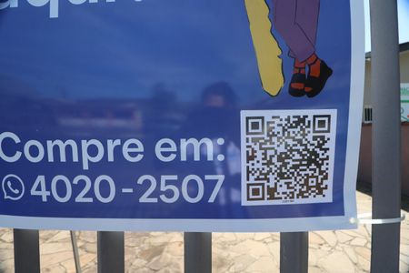 Casa à venda com 260m², 4 quartos e 5 vagasPlaca