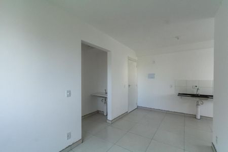 Sala de apartamento para alugar com 2 quartos, 32m² em Parque Bristol, São Bernardo do Campo