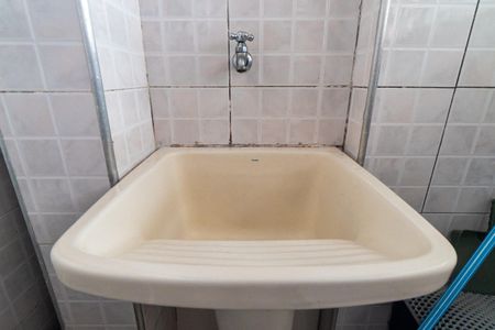 Apartamento à venda com 52m², 2 quartos e 1 vagaÁrea de Serviço Detalhe