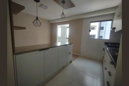 Cozinha  de apartamento para alugar com 2 quartos, 60m² em Cidade D’abril, São Paulo
