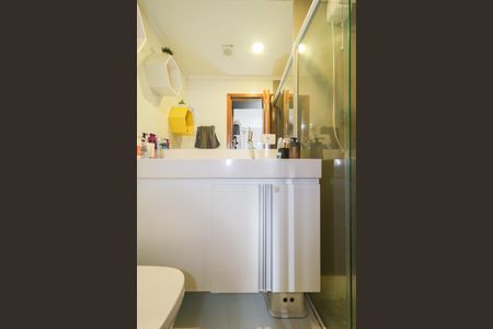 Apartamento à venda com 51m², 2 quartos e 1 vaga Apartamento à venda com 51m², 2 quartos e 1 vagaBanheiro da Suíte