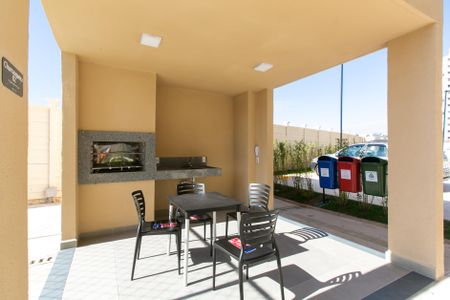 Apartamento para alugar com 35m², 2 quartos e sem vagaÁrea comum - Churrasqueira