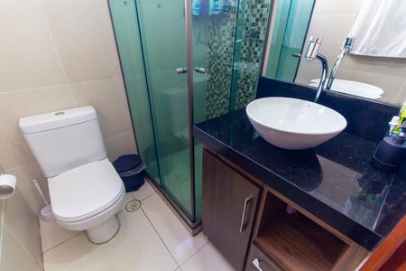 Apartamento à venda com 47m², 2 quartos e sem vaga Apartamento à venda com 47m², 2 quartos e sem vagaBanheiro