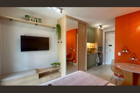 Quarto de kitnet/studio para alugar com 1 quarto, 26m² em Cerqueira César, São Paulo