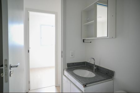 Apartamento para alugar com 38m², 2 quartos e sem vaga Apartamento para alugar com 38m², 2 quartos e sem vagaBanheiro