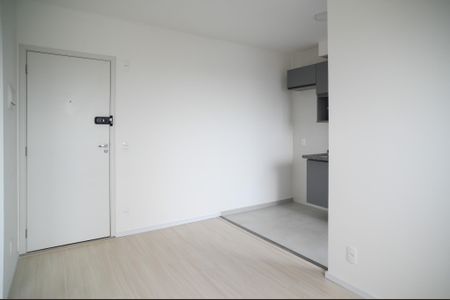 Apartamento para alugar com 38m², 2 quartos e sem vaga Apartamento para alugar com 38m², 2 quartos e sem vagaSala