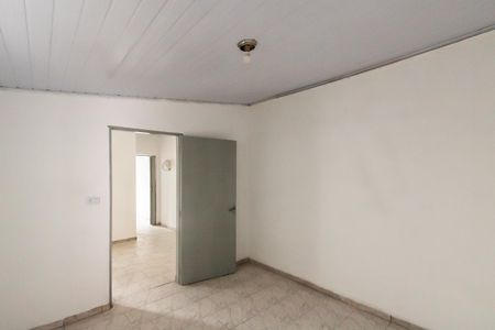 Quarto de casa para alugar com 1 quarto, 40m² em Parque Boturussu, São Paulo