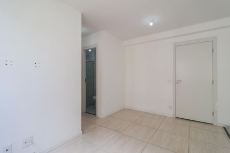 Apartamento para alugar com 41m², 2 quartos e sem vaga Apartamento para alugar com 41m², 2 quartos e sem vagaSala