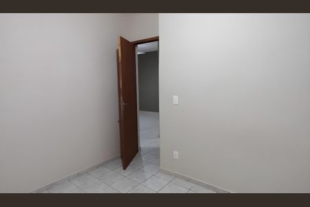 Corredor de apartamento para alugar com 2 quartos, 48m² em Jardim Laguna, Contagem
