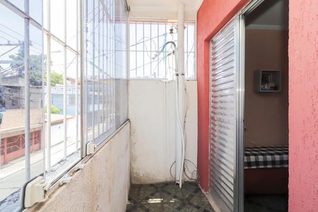 Casa à venda com 120m², 5 quartos e 4 vagasCasa 01 - Varanda da Suíte 1