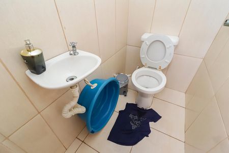 Casa à venda com 120m², 5 quartos e 4 vagasCasa 01 - Lavabo Externo