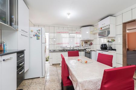 Casa à venda com 120m², 5 quartos e 4 vagasCasa 01 - Cozinha