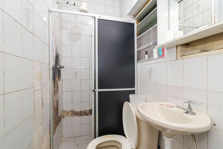 Casa à venda com 120m², 5 quartos e 4 vagasCasa 02 - Banheiro da Suíte 2