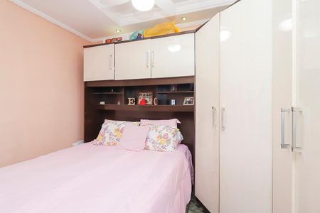 Casa à venda com 120m², 5 quartos e 4 vagasCasa 01 - Quarto 1 - Suíte