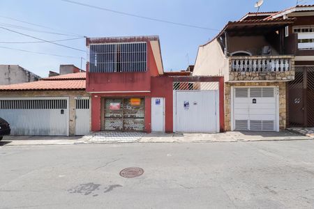 Casa à venda com 120m², 5 quartos e 4 vagasFachada