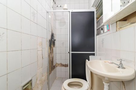 Casa à venda com 120m², 5 quartos e 4 vagasCasa 02 - Banheiro da Suíte 2