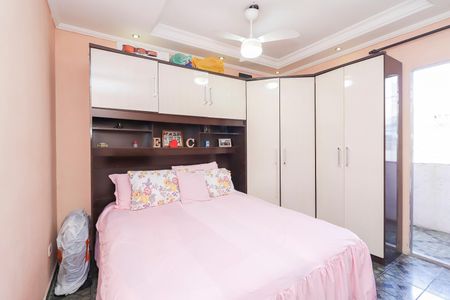 Casa à venda com 120m², 5 quartos e 4 vagasCasa 01 - Quarto 1 - Suíte