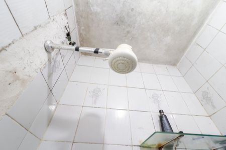 Casa à venda com 120m², 5 quartos e 4 vagasCasa 02 - Banheiro da Suíte 2