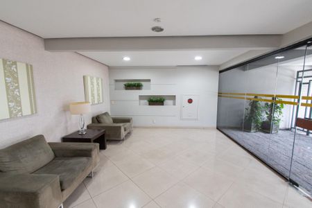 Apartamento à venda com 86m², 3 quartos e 1 vaga Apartamento à venda com 86m², 3 quartos e 1 vagaHall social