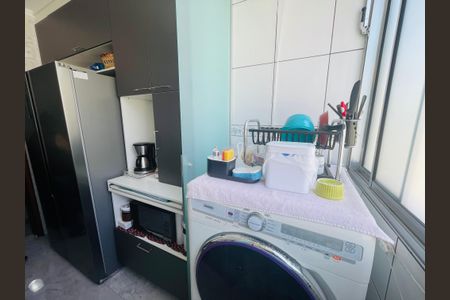 Apartamento à venda com 54m², 2 quartos e 1 vaga Apartamento à venda com 54m², 2 quartos e 1 vagaÁrea de Serviço