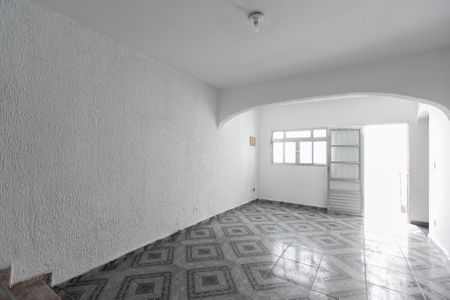 Casa à venda com 250m², 2 quartos e 8 vagas Casa à venda com 250m², 2 quartos e 8 vagasSala