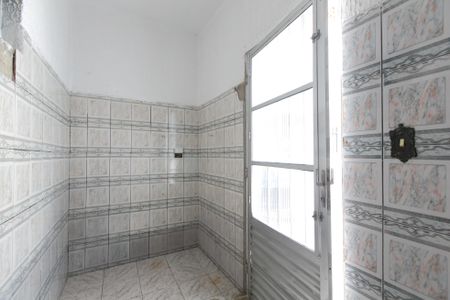 Casa à venda com 250m², 2 quartos e 8 vagas Casa à venda com 250m², 2 quartos e 8 vagasÁrea de Serviço