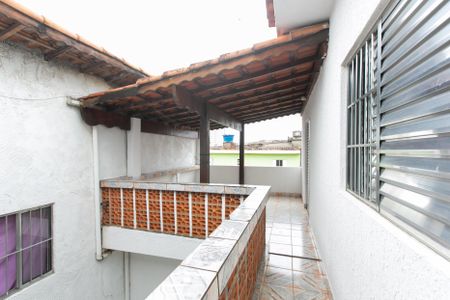 Casa à venda com 250m², 2 quartos e 8 vagas Casa à venda com 250m², 2 quartos e 8 vagasVaranda do Quarto 2