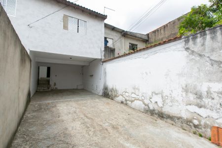Casa à venda com 250m², 2 quartos e 8 vagas Casa à venda com 250m², 2 quartos e 8 vagasGaragem