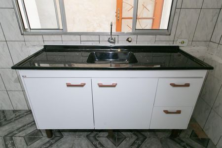 Casa à venda com 250m², 2 quartos e 8 vagas Casa à venda com 250m², 2 quartos e 8 vagasCozinha