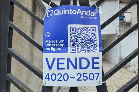 Casa à venda com 250m², 2 quartos e 8 vagas Casa à venda com 250m², 2 quartos e 8 vagasPlaca