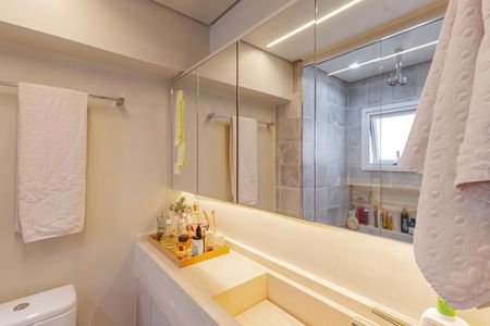 Apartamento para alugar com 89m², 2 quartos e 1 vaga Apartamento para alugar com 89m², 2 quartos e 1 vagaBanheiro da Suíte