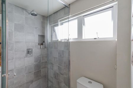 Apartamento para alugar com 89m², 2 quartos e 1 vaga Apartamento para alugar com 89m², 2 quartos e 1 vagaBanheiro da Suíte 2