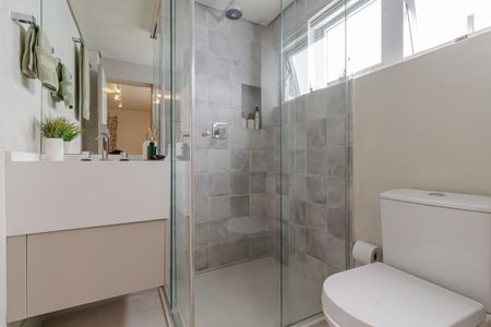 Apartamento para alugar com 89m², 2 quartos e 1 vaga Apartamento para alugar com 89m², 2 quartos e 1 vagaBanheiro da Suíte 2