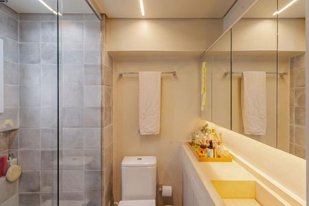 Apartamento para alugar com 89m², 2 quartos e 1 vaga Apartamento para alugar com 89m², 2 quartos e 1 vagaBanheiro da Suíte