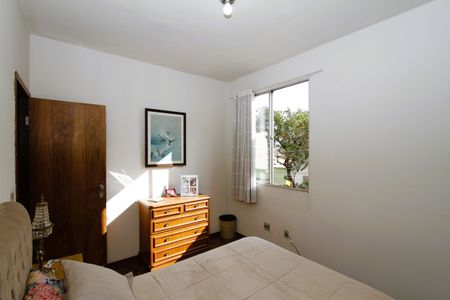 Apartamento à venda com 78m², 3 quartos e 1 vagaQuarto 2