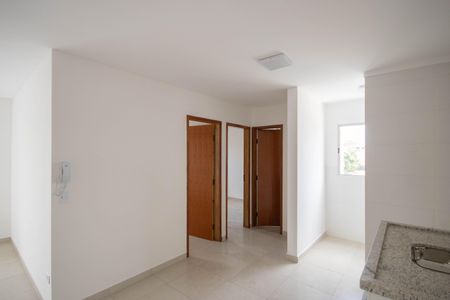 Apartamento para alugar com 50m², 2 quartos e sem vaga Apartamento para alugar com 50m², 2 quartos e sem vagaCozinha