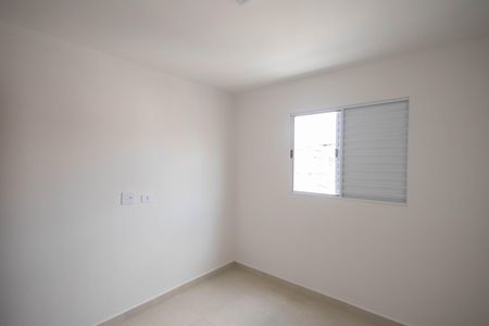 Quarto 2 de apartamento para alugar com 2 quartos, 50m² em Vila Medeiros, São Paulo