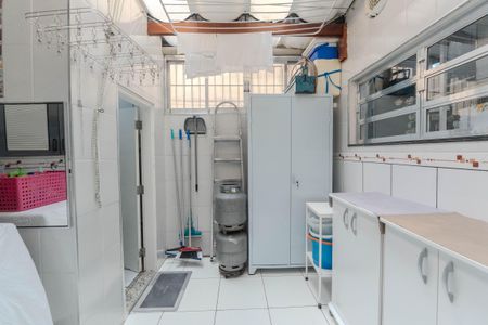 Apartamento à venda com 117m², 3 quartos e 1 vaga Apartamento à venda com 117m², 3 quartos e 1 vagaÁrea de Serviço