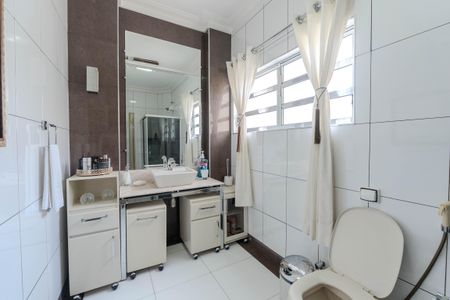 Apartamento à venda com 117m², 3 quartos e 1 vaga Apartamento à venda com 117m², 3 quartos e 1 vagaBanheiro 1