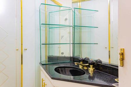 Apartamento para alugar com 420m², 4 quartos e 3 vagasBanheiro