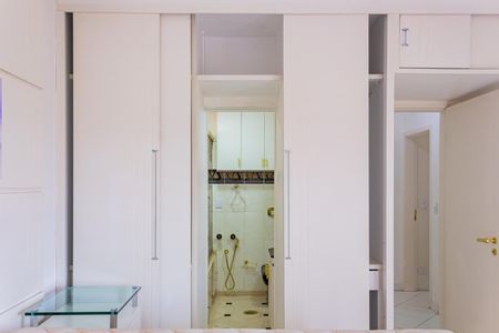 Apartamento para alugar com 420m², 4 quartos e 3 vagasBanheiro da Suíte