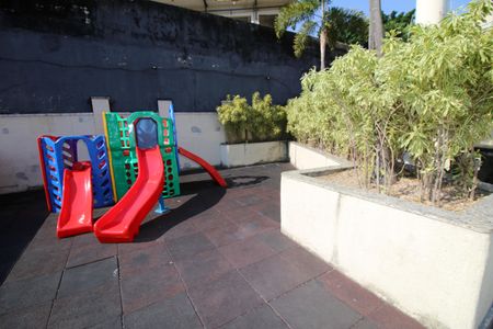 Apartamento à venda com 45m², 2 quartos e 1 vagaÁrea comum - Playground