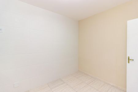 Quarto 1 de casa para alugar com 2 quartos, 60m² em Oswaldo Cruz, Rio de Janeiro
