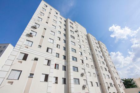 Apartamento para alugar com 50m², 2 quartos e 1 vaga Apartamento para alugar com 50m², 2 quartos e 1 vagaFachada do Bloco
