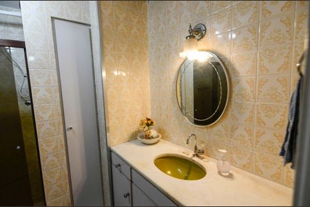 Apartamento à venda com 165m², 3 quartos e 1 vagaBanheiro da Suíte