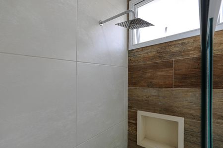 Casa de condomínio para alugar com 240m², 4 quartos e 4 vagasBanheiro Suíte 2