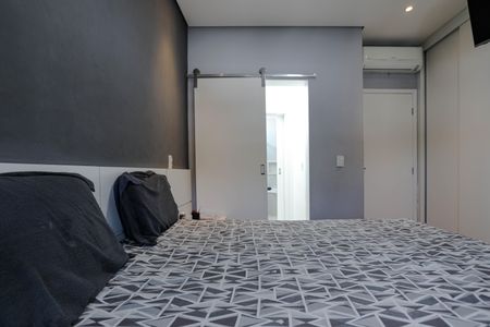 Casa de condomínio para alugar com 240m², 4 quartos e 4 vagasSuíte 3