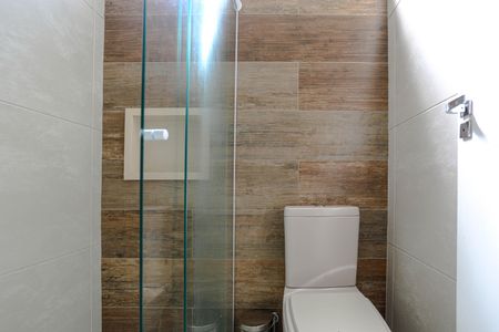 Casa de condomínio para alugar com 240m², 4 quartos e 4 vagasBanheiro Suíte 2